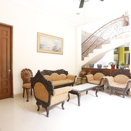 Spot On 94142 Al Fatih Residence Syariah 2 Yakarta Exterior foto