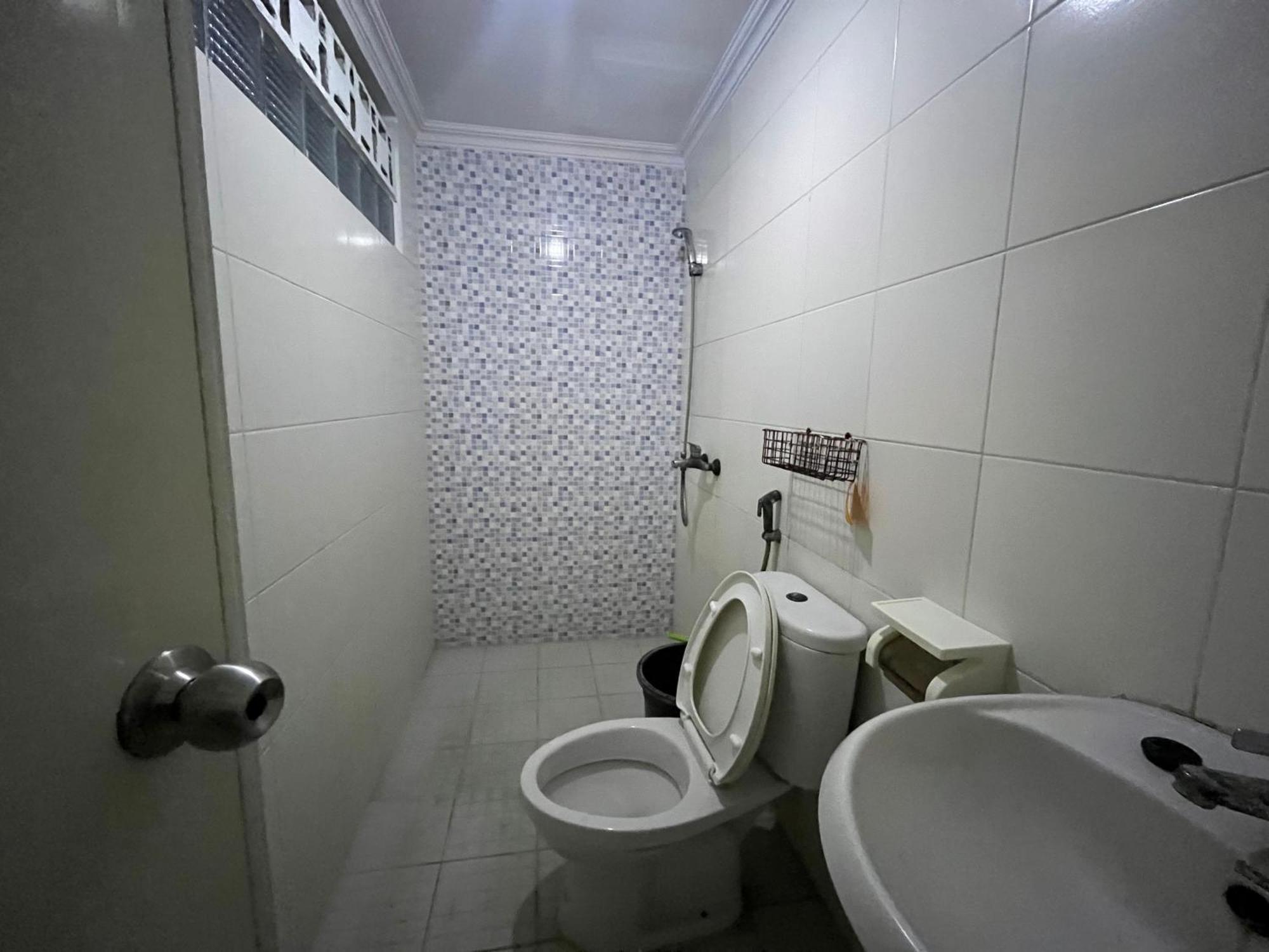 Spot On 94142 Al Fatih Residence Syariah 2 Yakarta Exterior foto